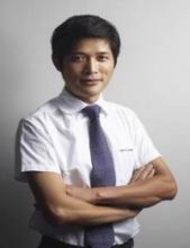 嚴(yán)佳琦老師